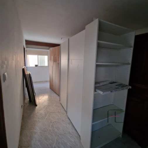 Moradia T4 para Arrendamento em Ramalde Foto 4