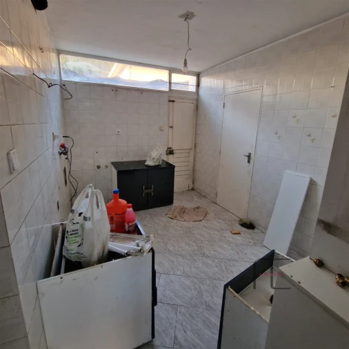 Moradia T4 para Arrendamento em Ramalde Foto 7