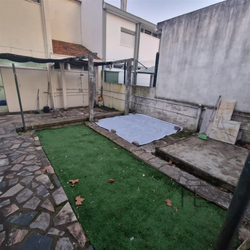 Moradia T4 para Arrendamento em Ramalde Foto 29