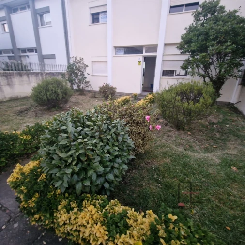 Moradia T4 para Arrendamento em Ramalde Foto 30