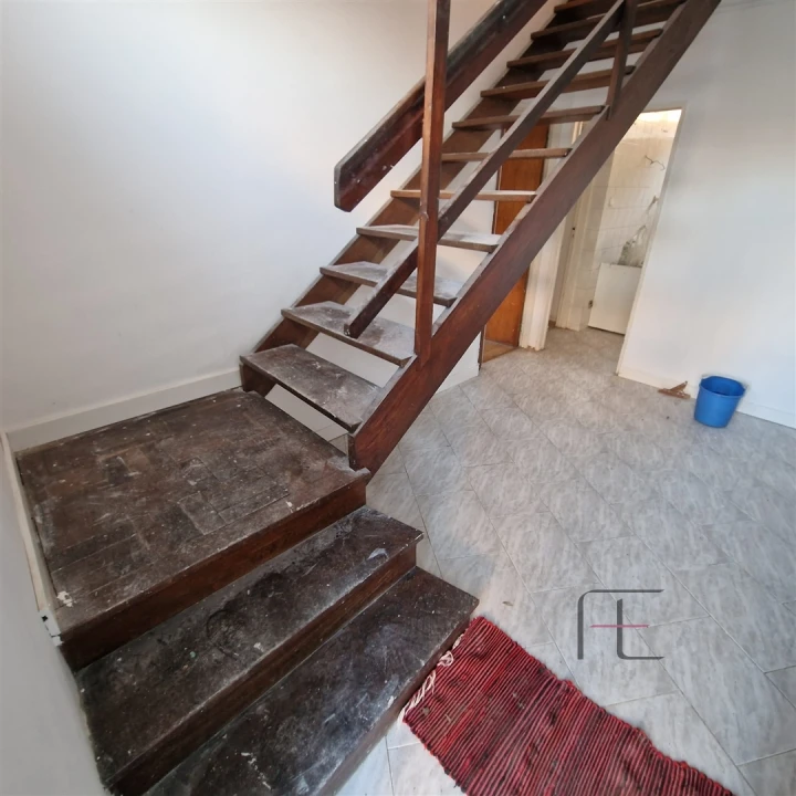 Moradia T4 para Arrendamento em Ramalde Foto 9