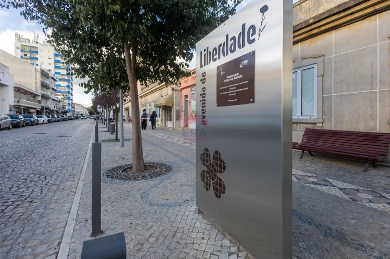 Apartamento T2 para Venda em São Brás de Alportel Foto 11