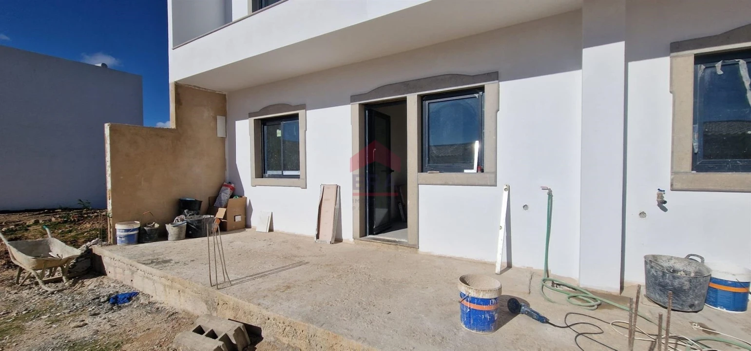 Apartamento T2 para Venda em São Brás de Alportel Foto 1