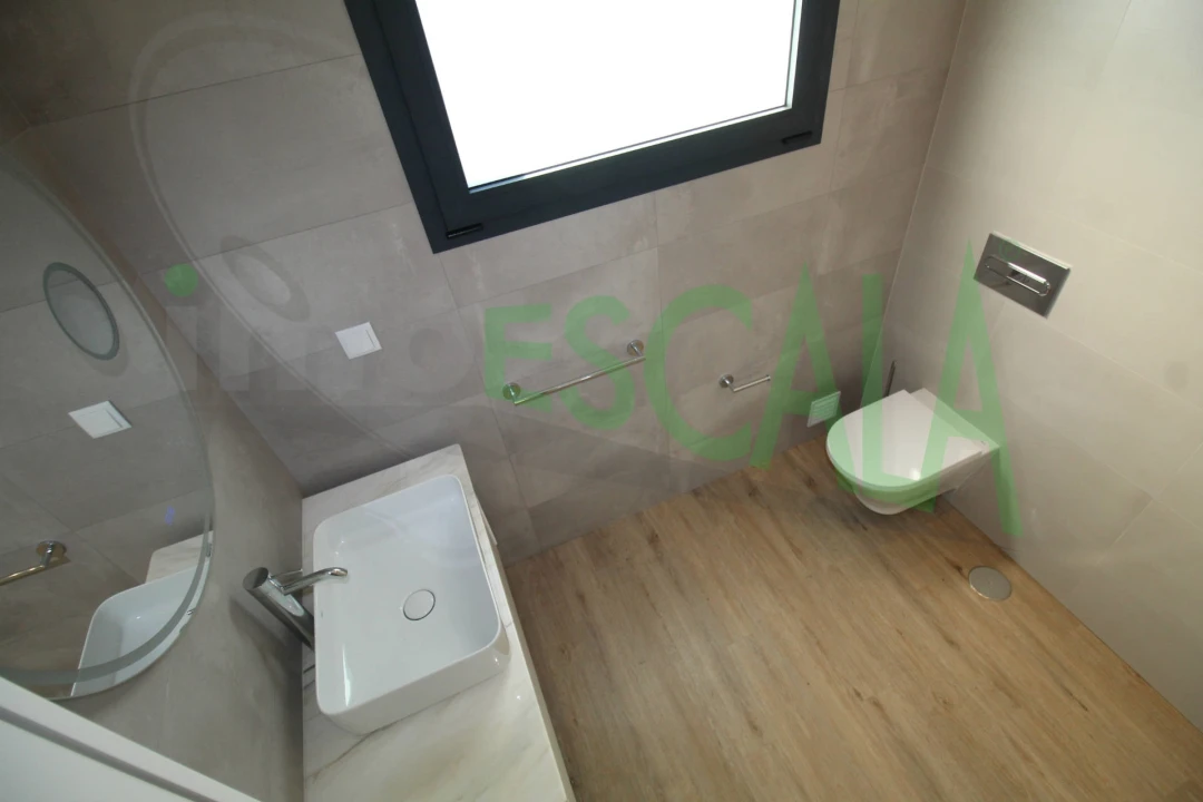 Moradia T4 para Venda em Aveiras de Cima Foto 29