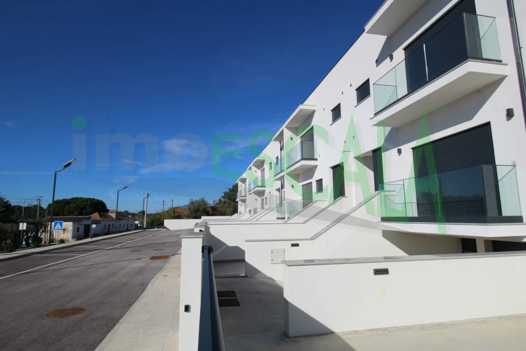 Moradia T4 para Venda em Aveiras de Cima Foto 47