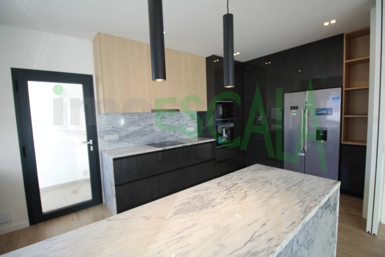 Moradia T4 para Venda em Aveiras de Cima Foto 24