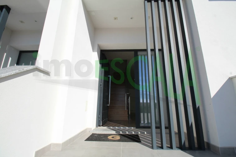 Moradia T4 para Venda em Aveiras de Cima Foto 46