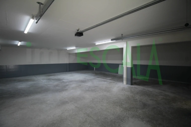 Moradia T4 para Venda em Aveiras de Cima Foto 48