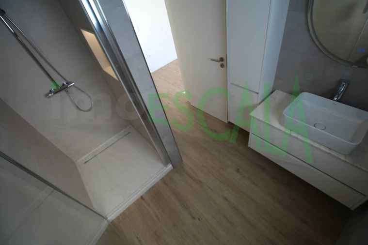 Moradia T4 para Venda em Aveiras de Cima Foto 44