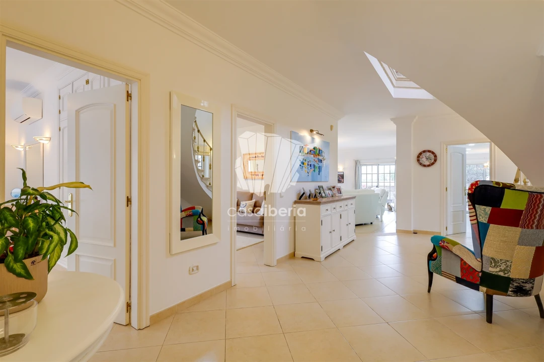 Moradia T4 para Venda em Ferragudo Foto 17