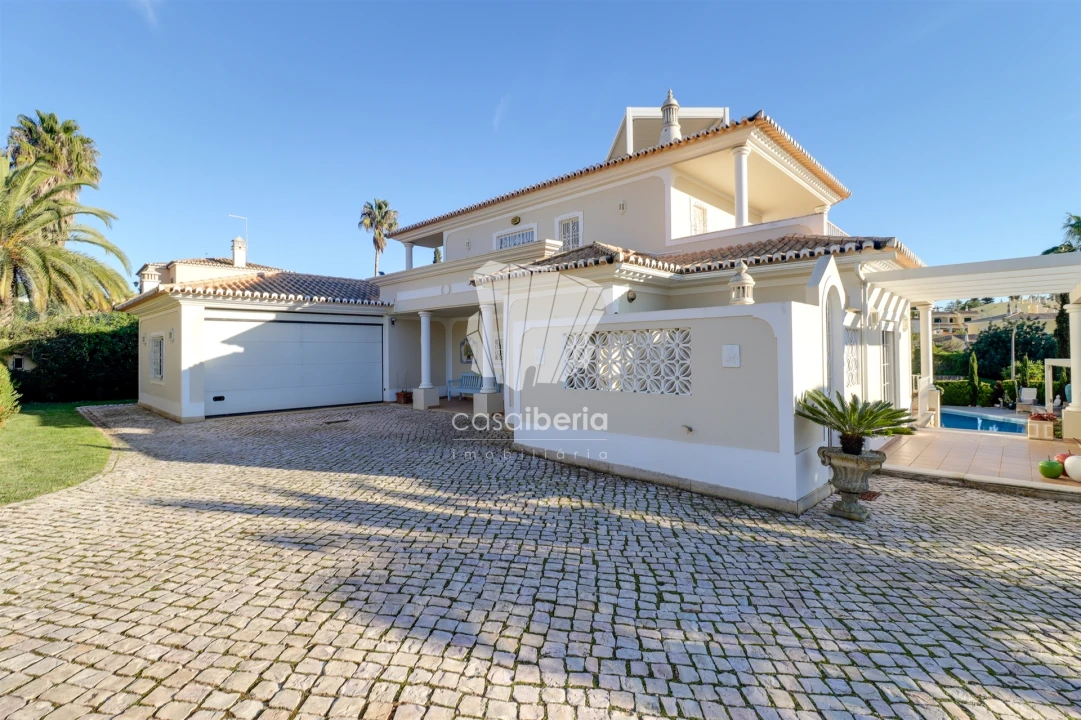 Moradia T4 para Venda em Ferragudo Foto 36