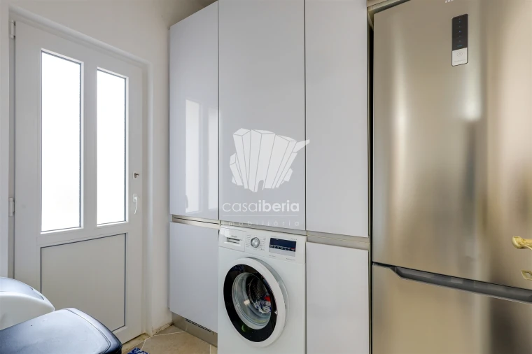 Moradia T4 para Venda em Ferragudo Foto 15