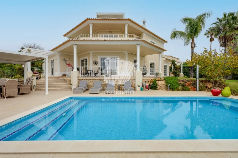 Moradia T4 para Venda em Ferragudo