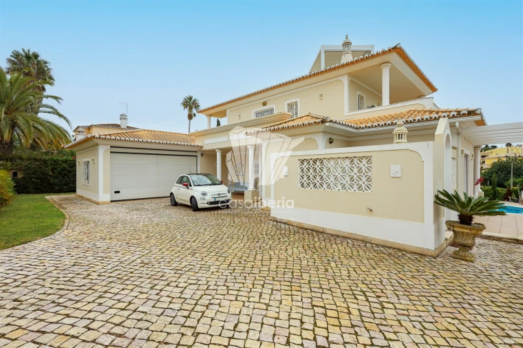 Moradia T4 para Venda em Ferragudo Foto 11