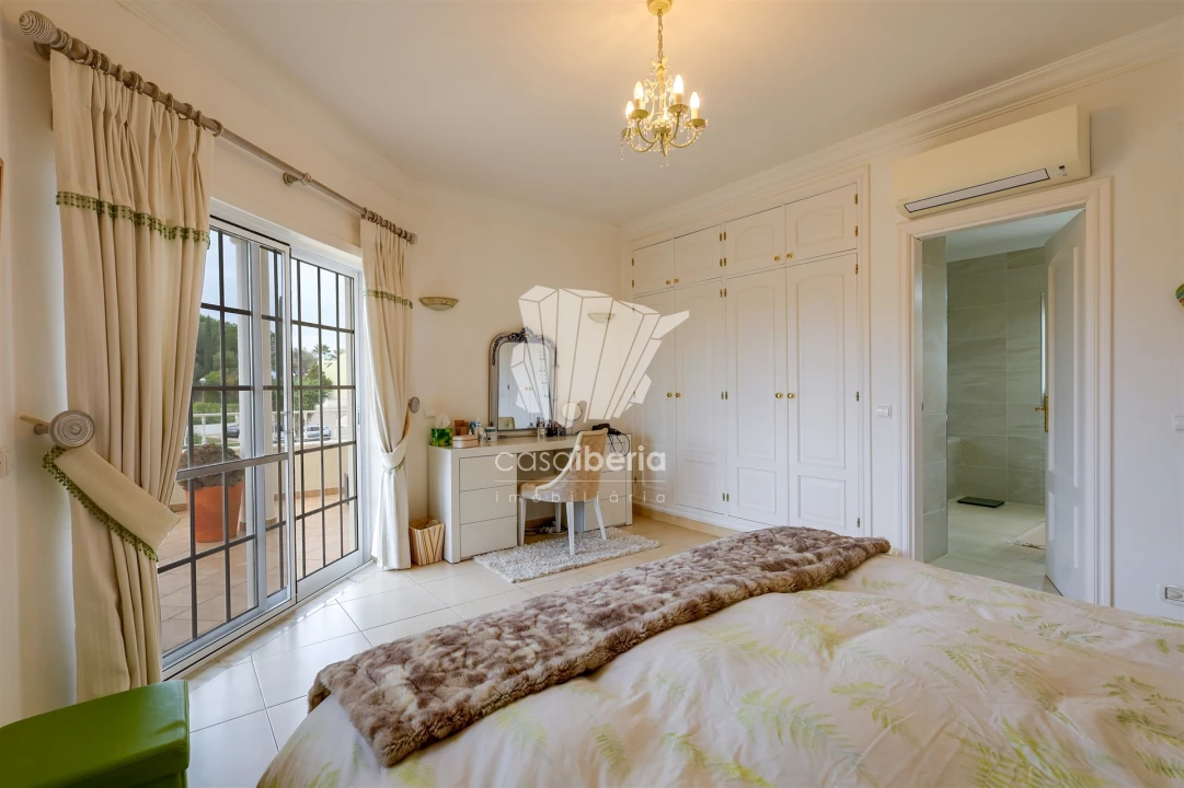 Moradia T4 para Venda em Ferragudo Foto 26