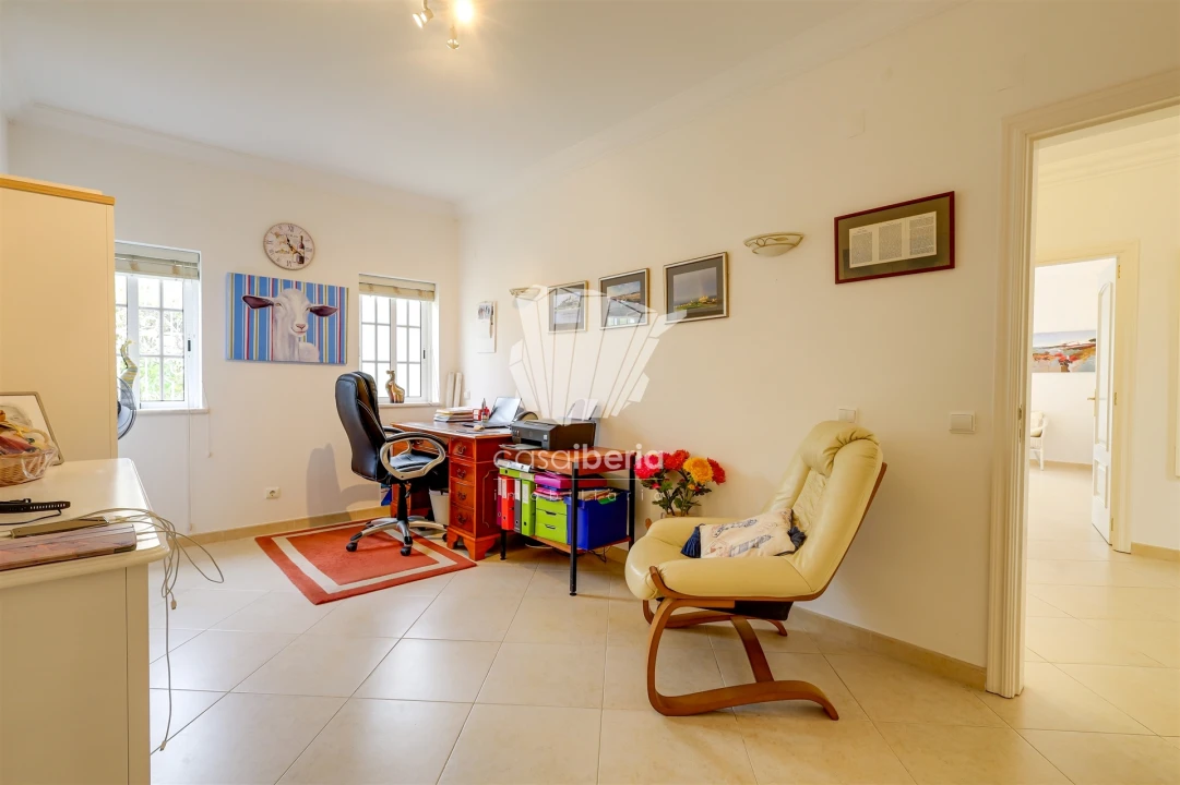 Moradia T4 para Venda em Ferragudo Foto 24