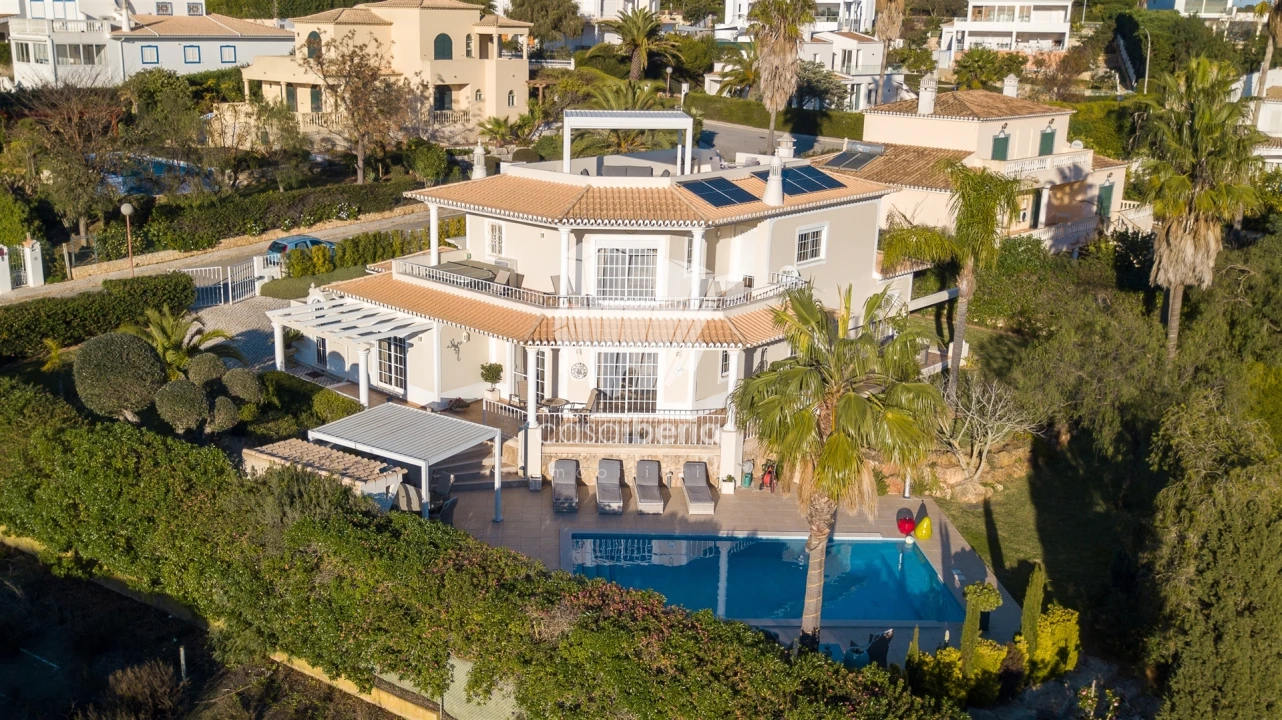 Moradia T4 para Venda em Ferragudo Foto 50