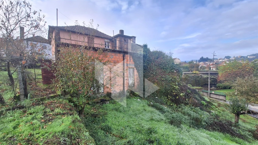 Moradia T2 para Venda em São Miguel do Outeiro e Sabugosa Foto 2