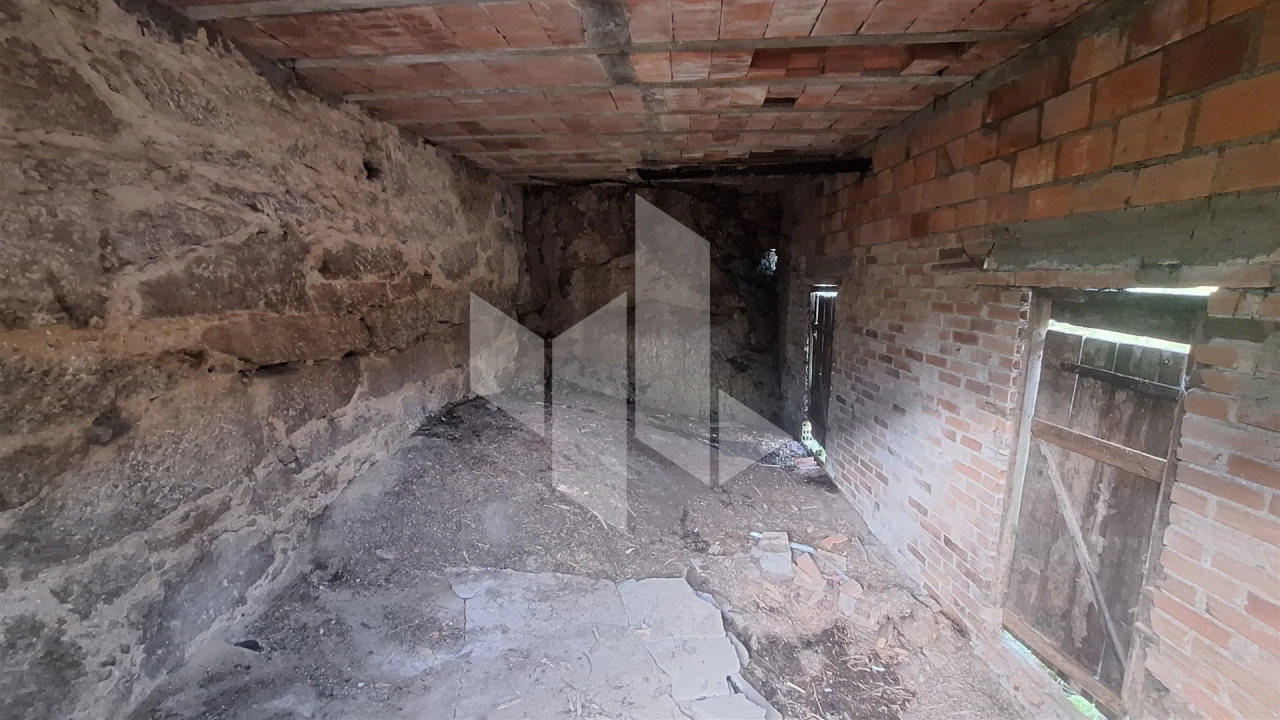 Moradia T2 para Venda em São Miguel do Outeiro e Sabugosa Foto 7