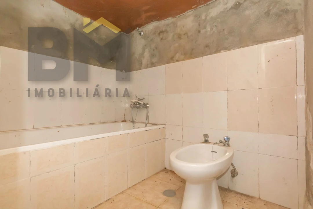 Moradia T3 para Venda em São Vicente da Beira Foto 17