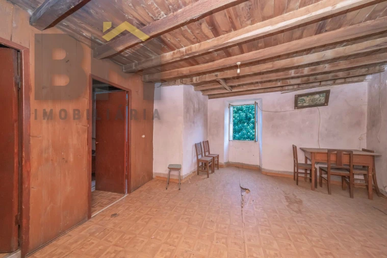 Moradia T3 para Venda em São Vicente da Beira Foto 13