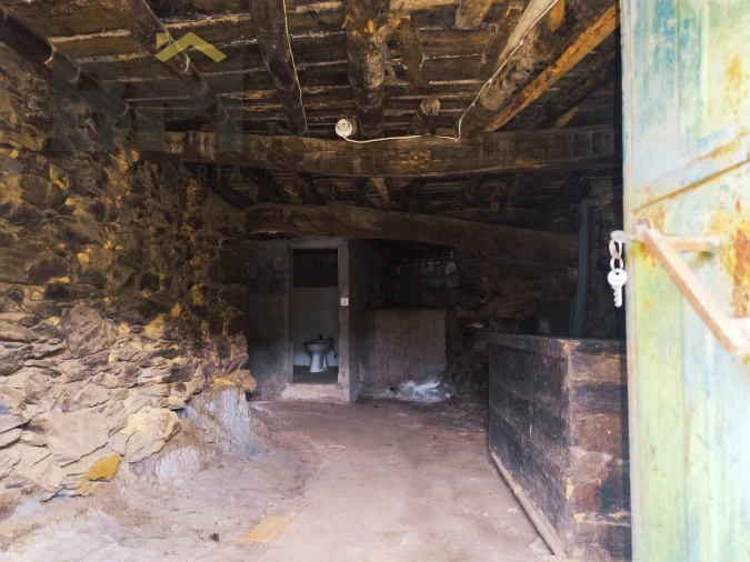 Moradia T3 para Venda em São Vicente da Beira Foto 18