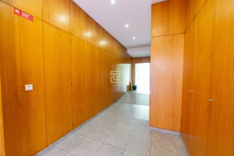 Apartamento T2 para Venda em Baguim do Monte (Rio Tinto) Foto 3