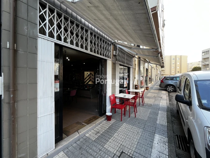 Loja para Trespasse em Lomar e Arcos Foto 2