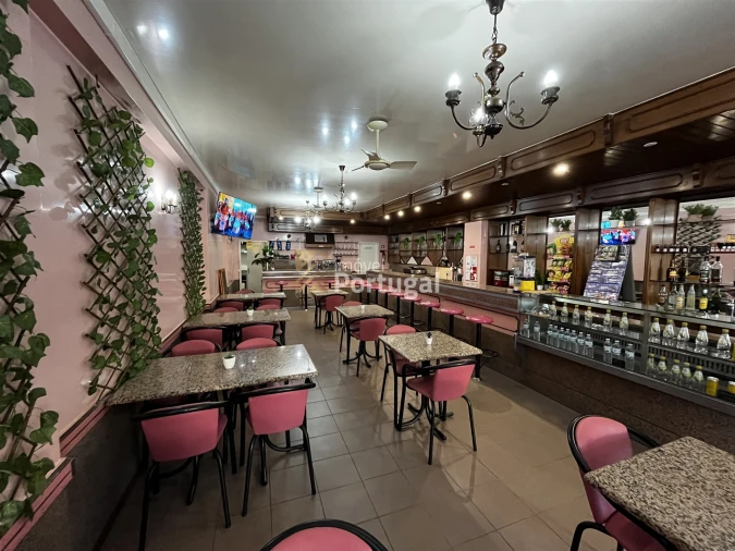 Loja para Trespasse em Lomar e Arcos Foto 5