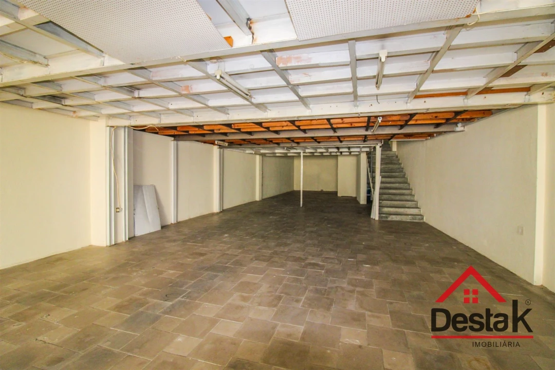 Loja para Arrendamento em Viseu Foto 2