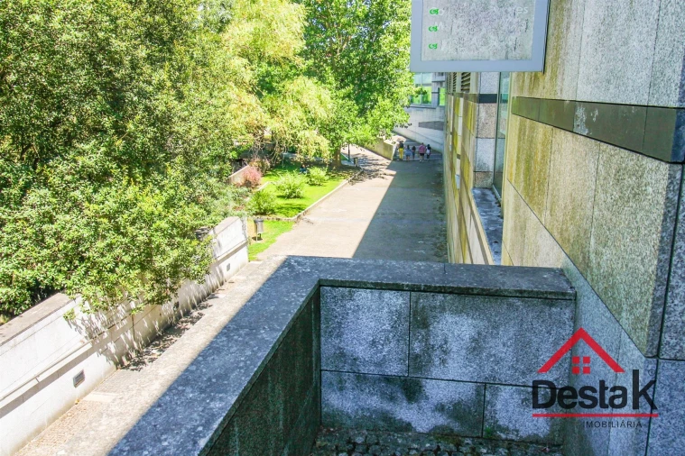 Armazém para Arrendamento em Viseu Foto 8