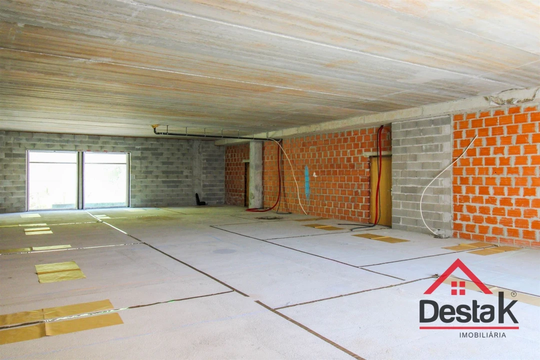 Armazém para Arrendamento em Viseu Foto 3