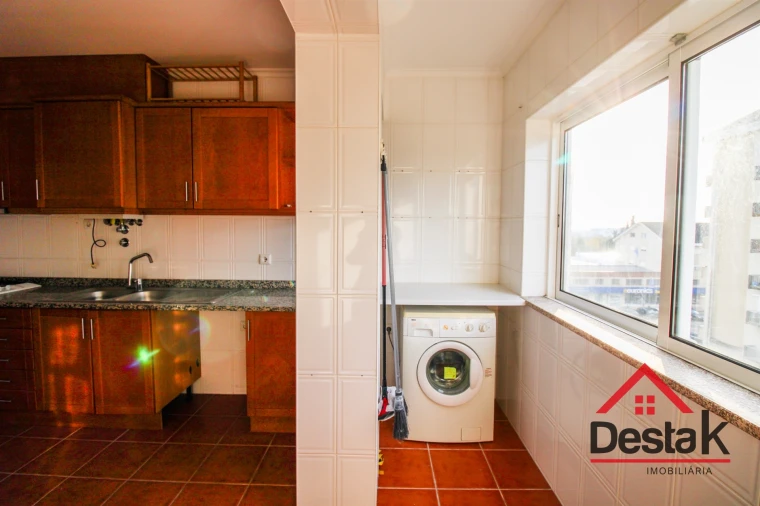 Apartamento T2 para Venda em Viseu Foto 16