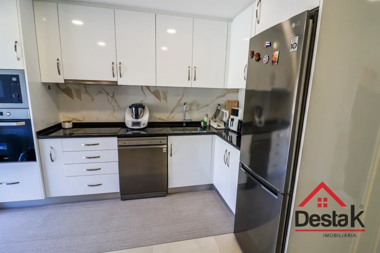 Apartamento T3 para Venda em Viseu Foto 23