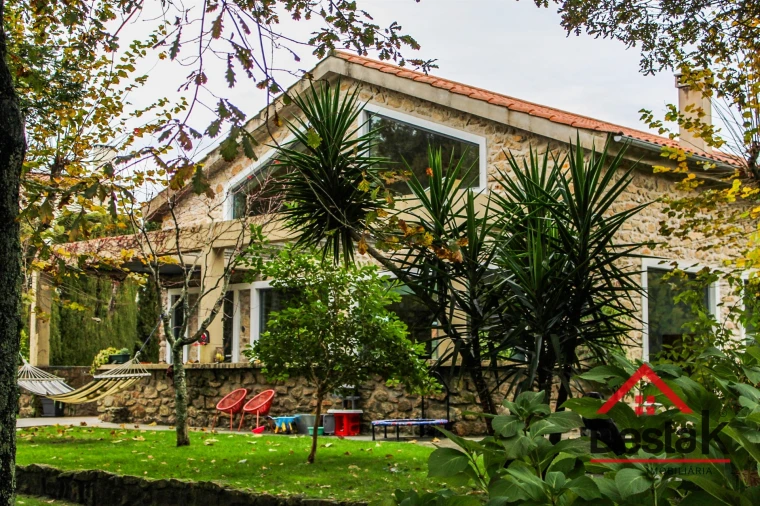 Moradia T3 para Venda em Mundão