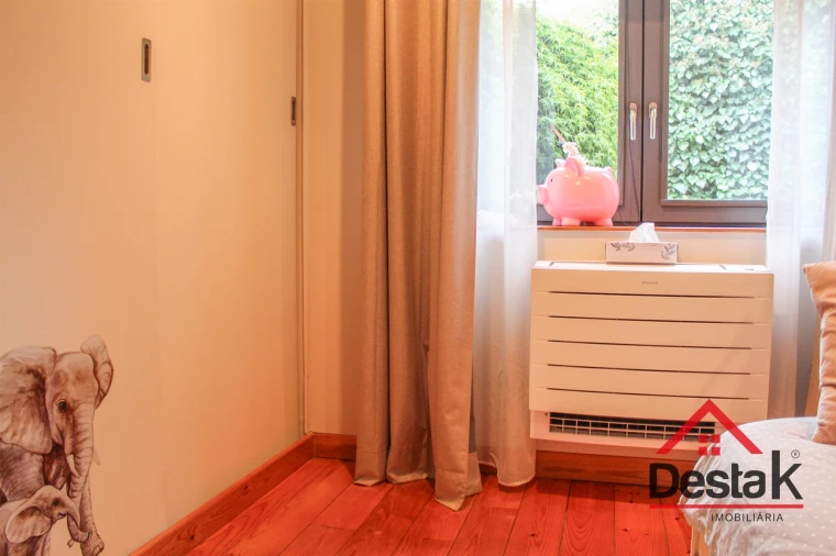 Moradia T3 para Venda em Mundão Foto 23