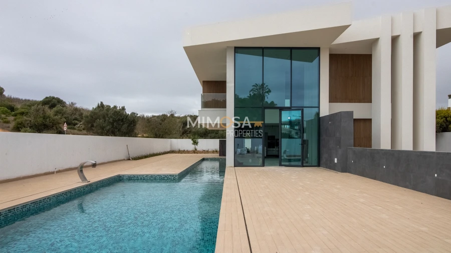 Moradia T3 para Venda em Lagos (São Sebastião e Santa Maria) Foto 35