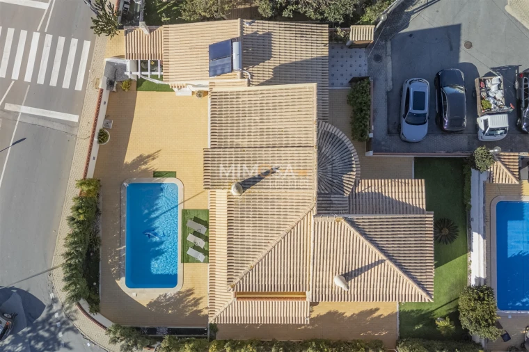 Moradia T4 para Arrendamento em Lagos (São Sebastião e Santa Maria) Foto 42