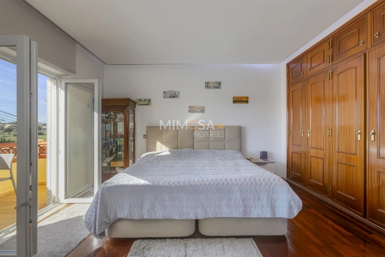 Moradia T4 para Arrendamento em Lagos (São Sebastião e Santa Maria) Foto 17