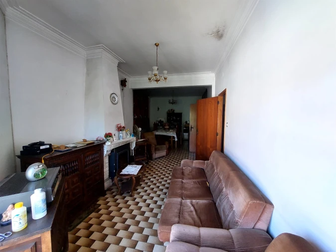 Moradia T2 para Venda em Abraveses Foto 3