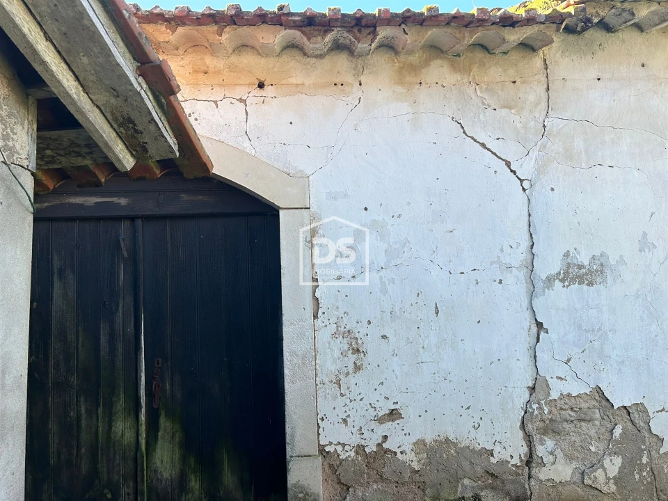 Moradia T3 para Venda em Cela Foto 34