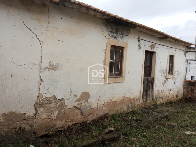 Moradia T3 para Venda em Cela Foto 18