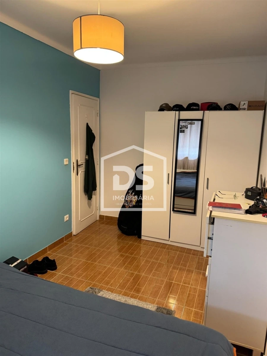 Apartamento T2 para Venda em Marinha Grande Foto 8