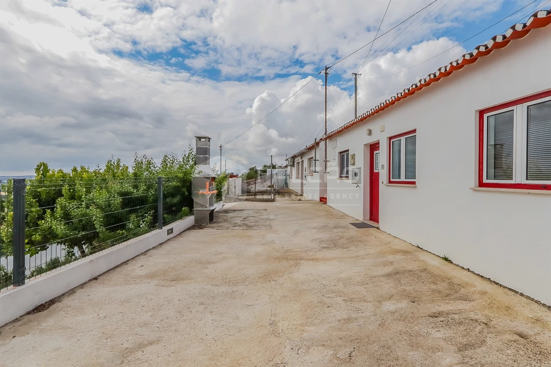 Moradia T10 para Venda em Marvila, Ribeira Santarém, São Salvador, São Nicolau Foto 6