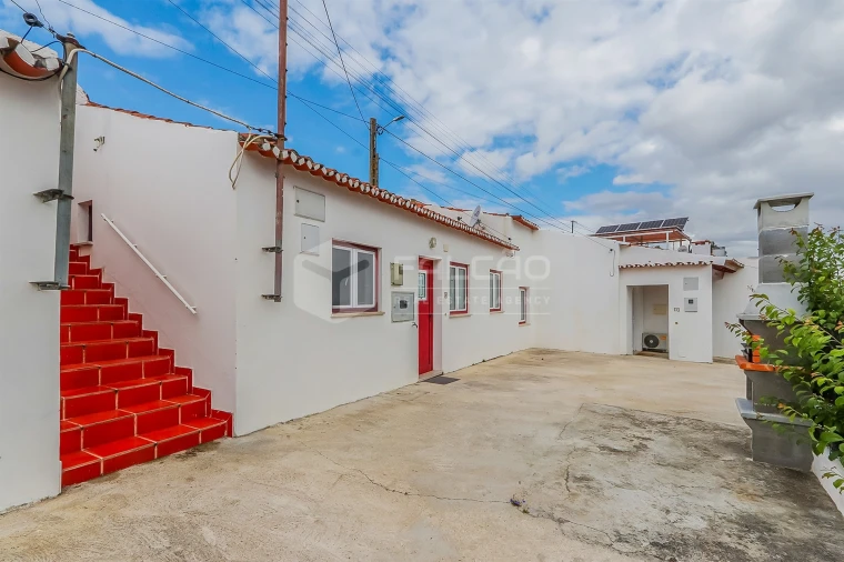 Moradia T10 para Venda em Marvila, Ribeira Santarém, São Salvador, São Nicolau Foto 4