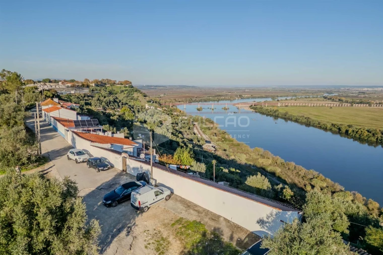 Moradia T10 para Venda em Marvila, Ribeira Santarém, São Salvador, São Nicolau Foto 22