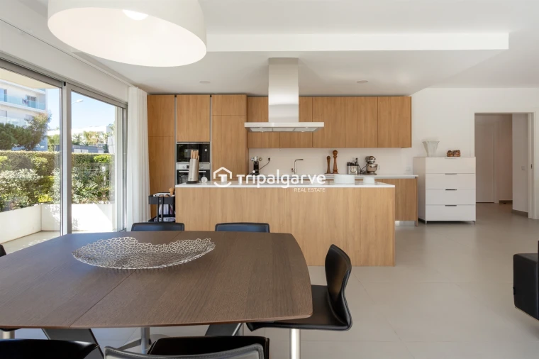 Apartamento T3 para Venda em Albufeira e Olhos de Água Foto 12