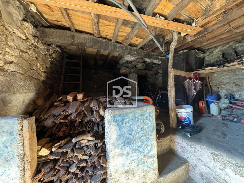 Moradia T0 para Venda em Fiães Foto 10