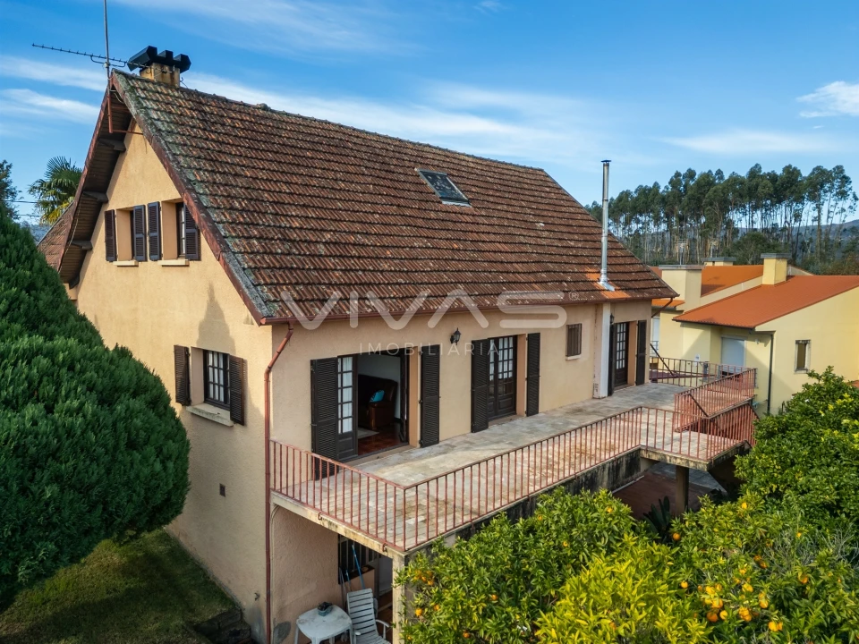 Moradia T4 para Venda em Vila Verde e Barbudo Foto 37