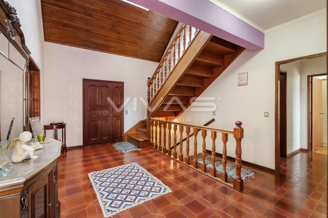 Moradia T4 para Venda em Vila Verde e Barbudo Foto 13